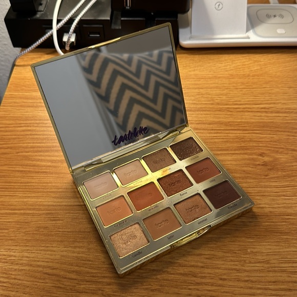 TARTE Tartelette Toasted Eyeshadow Palette - Picture 9 of 10